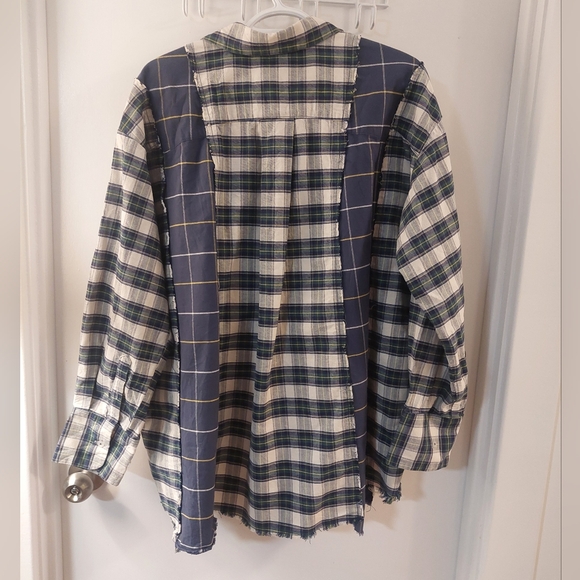 Urban Outfitters BDG Blue and White OVERSIZED Button Down Shirt - Picture 5 of 7